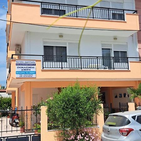 Socrates Apartments Olympiaki Akti Exterior photo