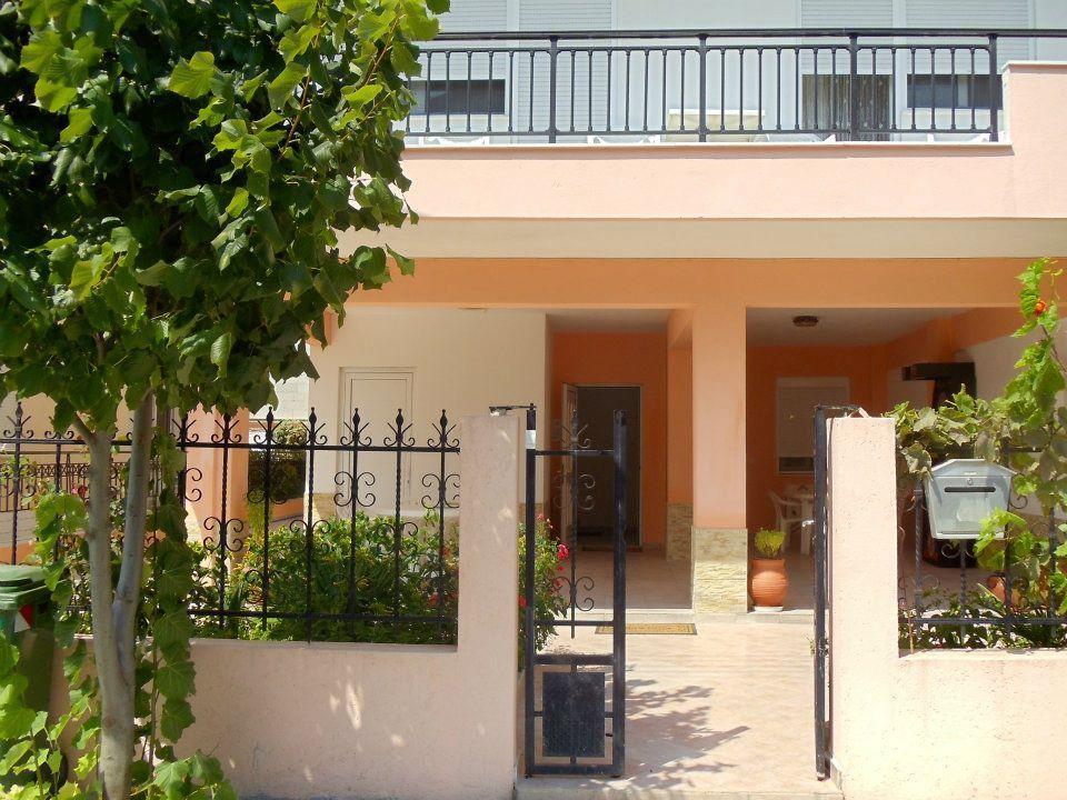Socrates Apartments Olympiaki Akti Exterior photo